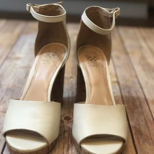 Sandals / heels